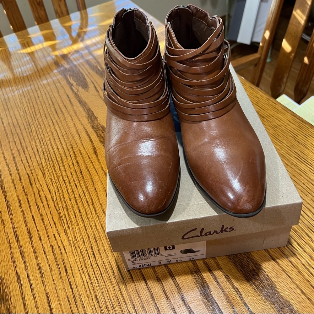 Clarks Spye Celeste Tan Ankle Boot Sz 8